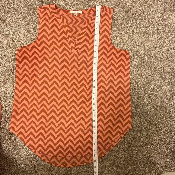 Maurices orange chevron Sleeveless Blouse - size medium - Picture 7 of 8